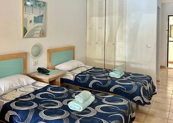 Studio In Castle Harbour With Pool Viewc001 Apartmán