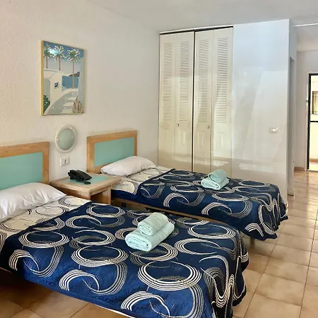 Studio In Castle Harbour With Pool Viewc001 Apartment